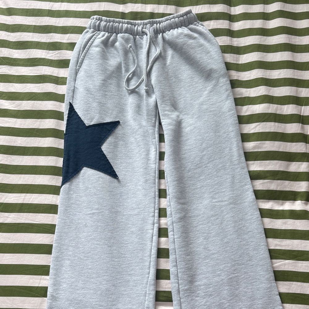 Subdued Sweatpants with Navy Star Patch